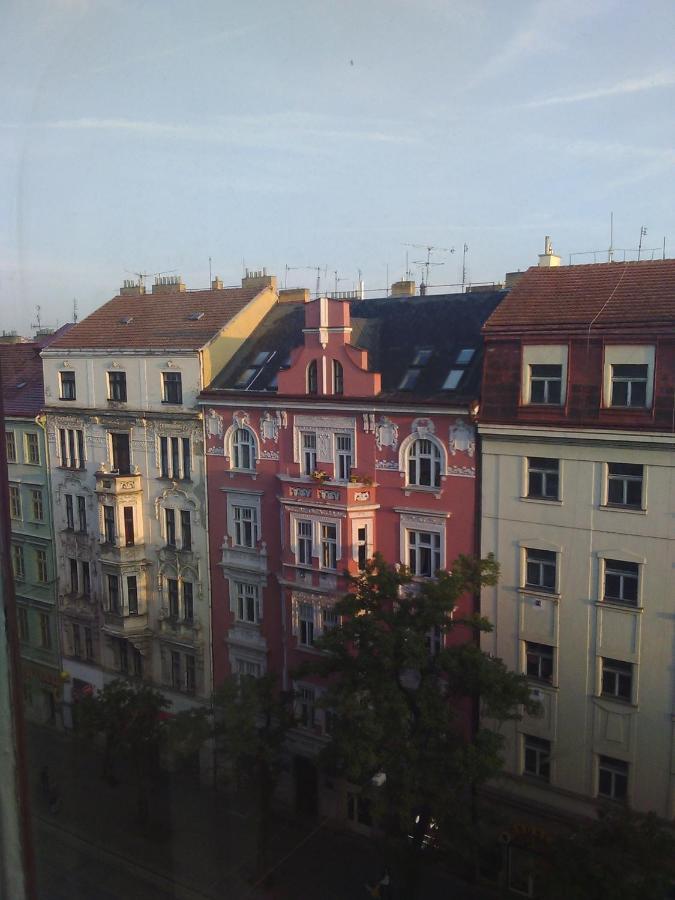 Hotel Praha Club Bed & Breakfast Exteriör bild
