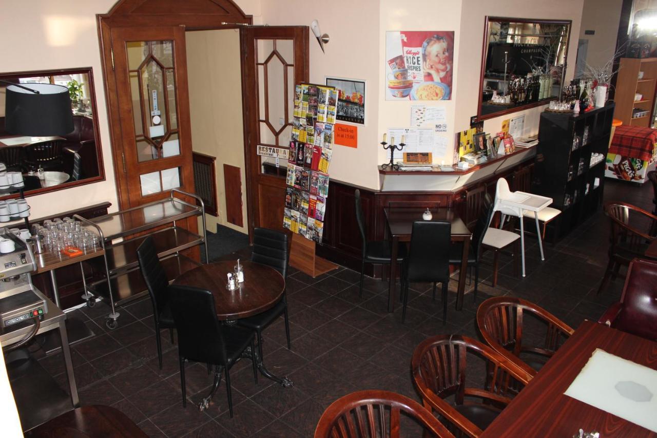 Hotel Praha Club Bed & Breakfast Exteriör bild